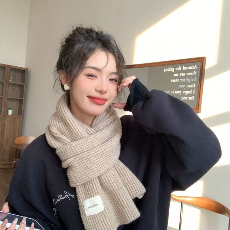 Women's scarves that make you look fairer