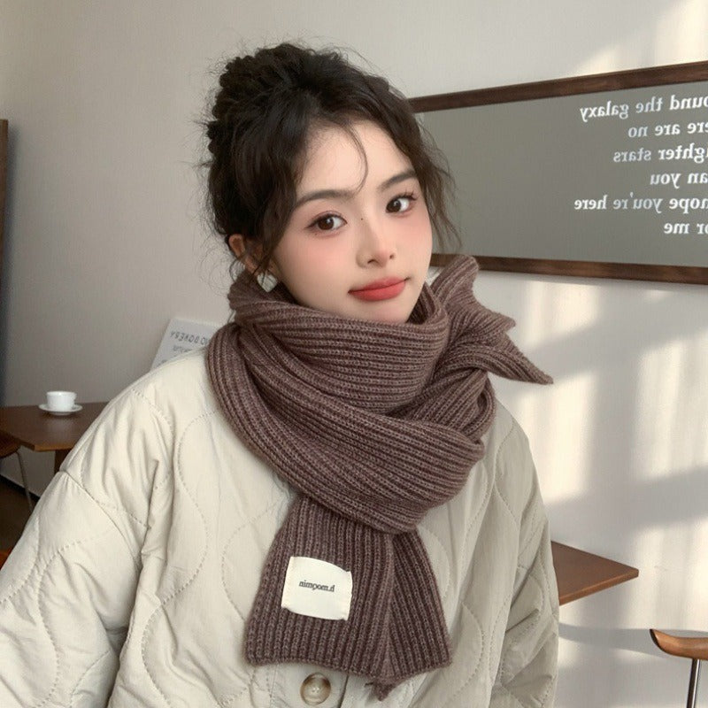 Women's scarves that make you look fairer